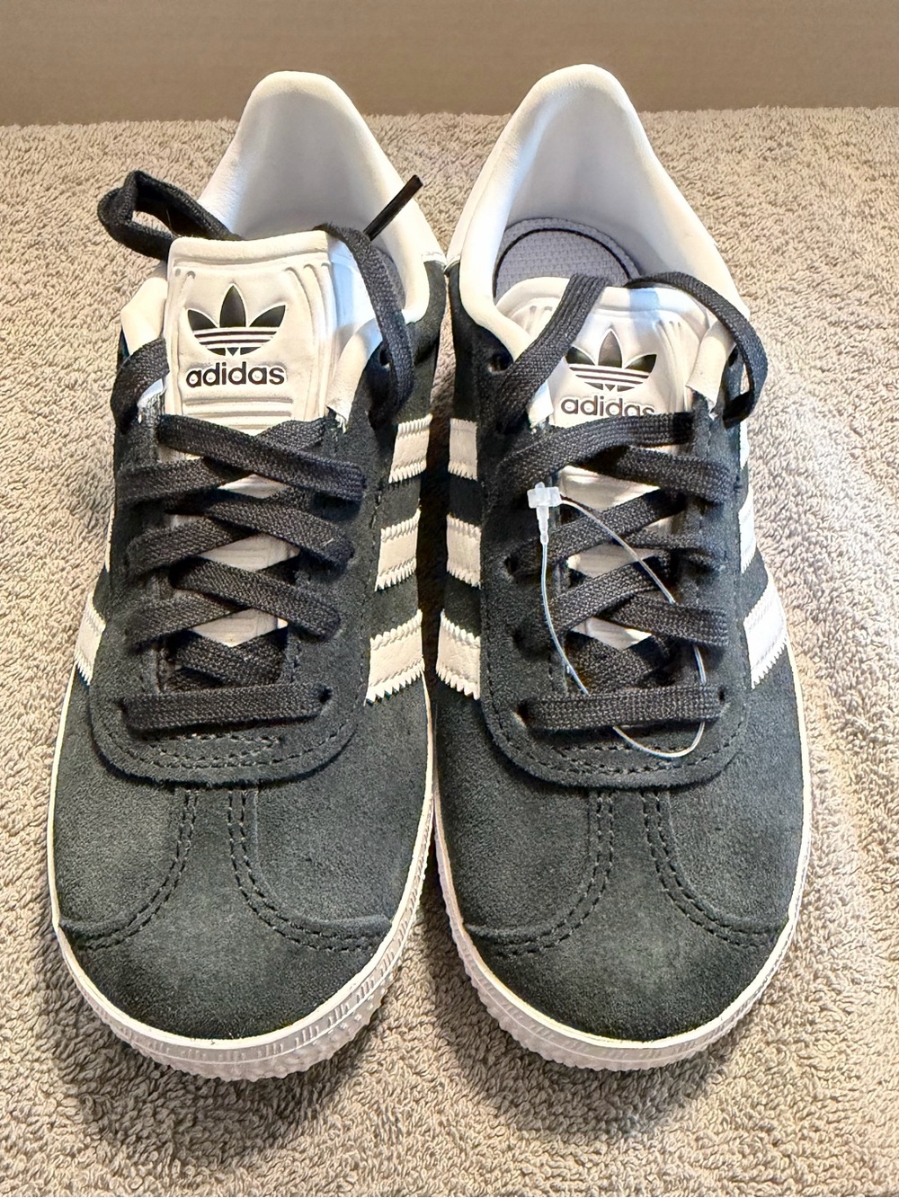 Suede Size 12K NWT Adidas Gazelle C Sneakers